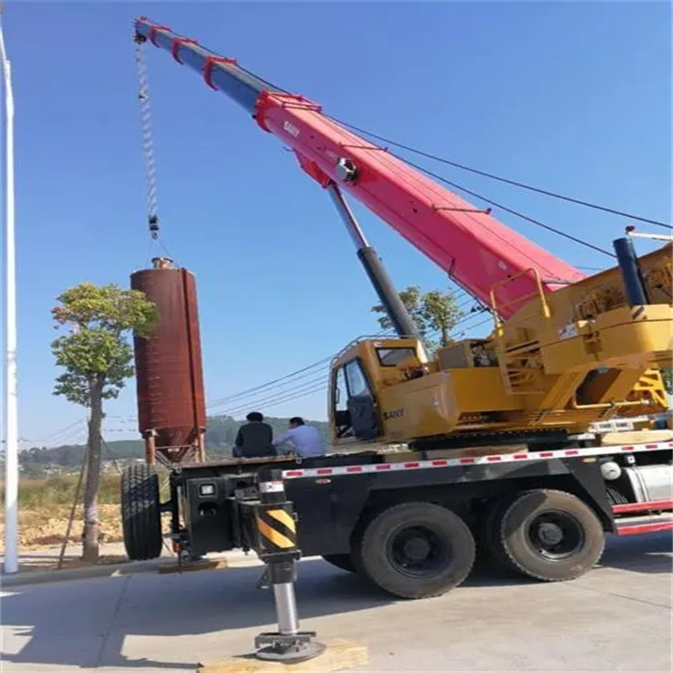 五湖渔场专业吊车租赁多少钱