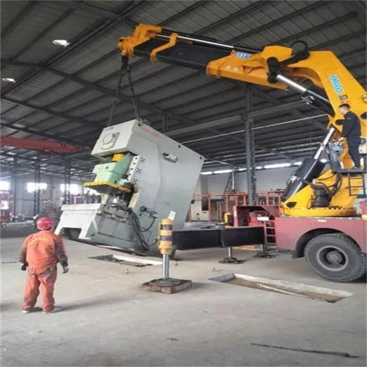 五湖渔场80吨折臂吊车出租附近电话