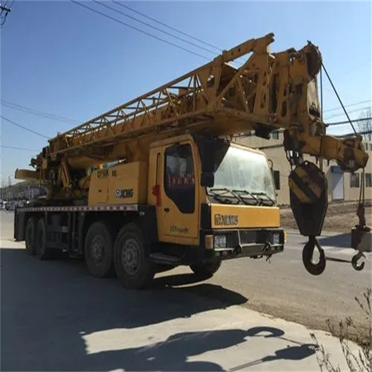 五湖渔场哪里有专业吊车出租